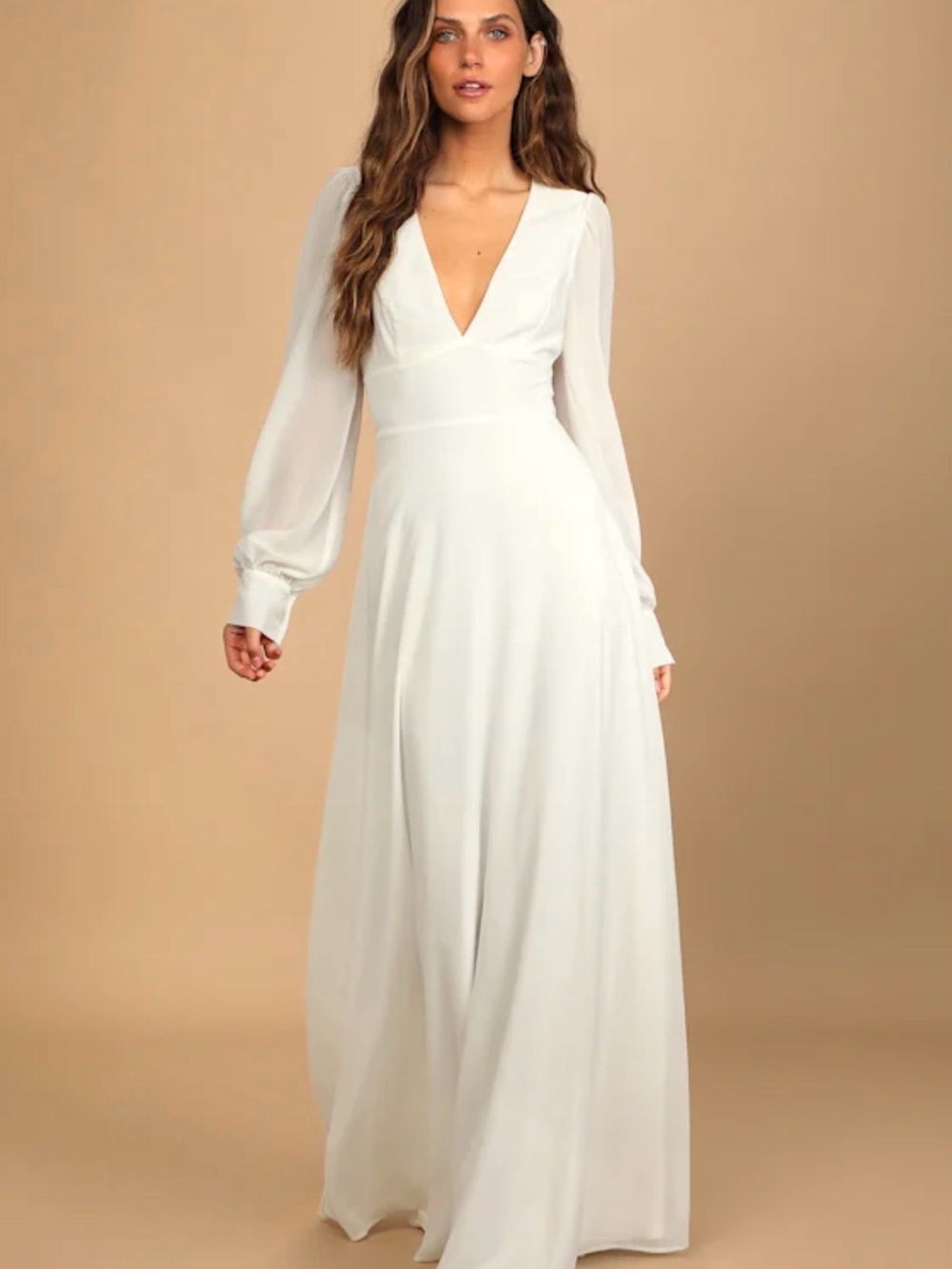 NWT White Long Sleeve Backless Maxi Dress